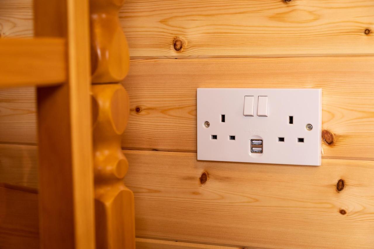 Camping Pods Trevella Holiday Park Crantock Buitenkant foto